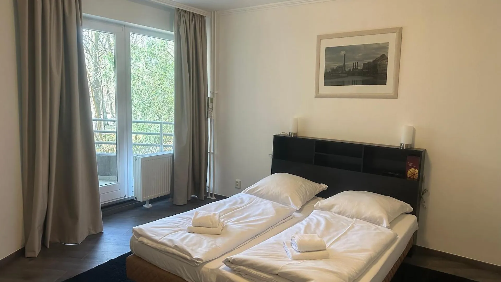 Tillmanns-Haus Berlin 0*,